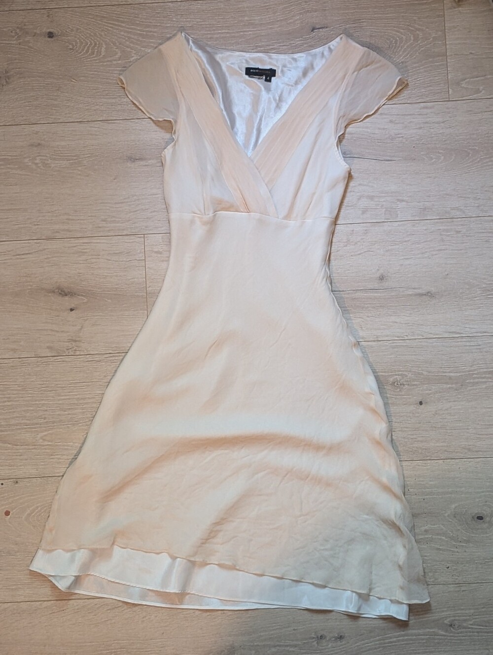 BCBGMAXAZRIA Flowing Midi Dress